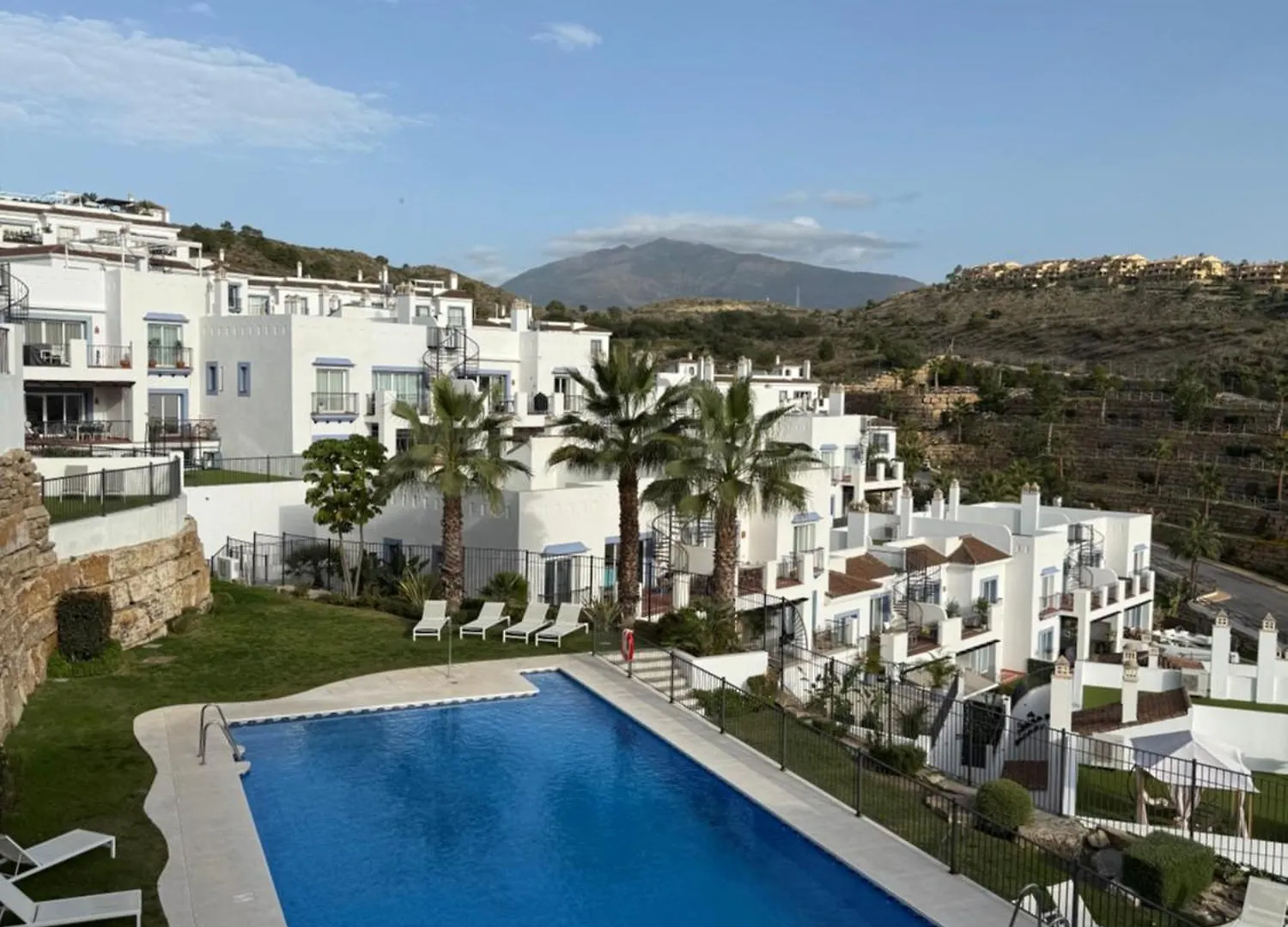 Benahavis, Urb El Paraiso